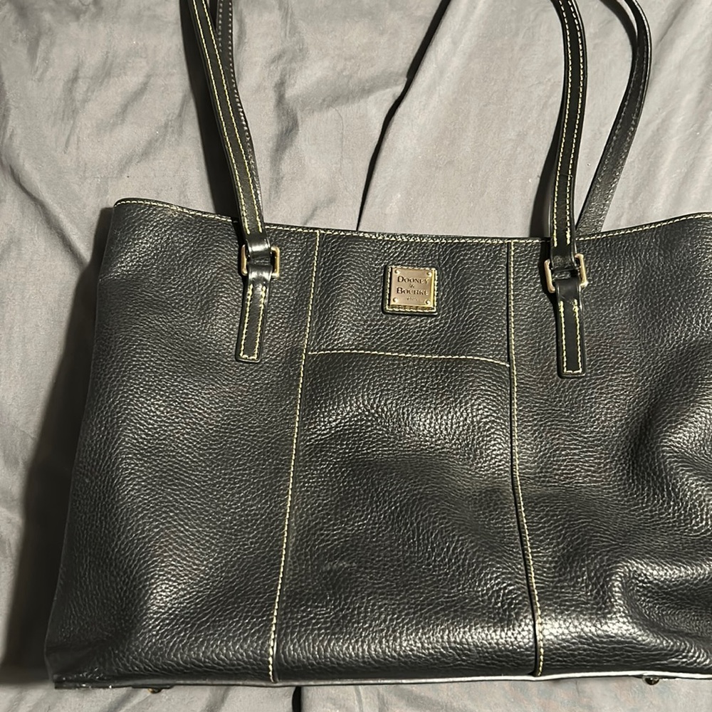 Dooney & Bourke tote bag